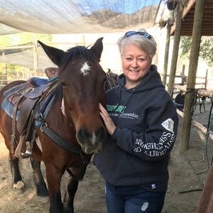 Meet your Posher, Debbie